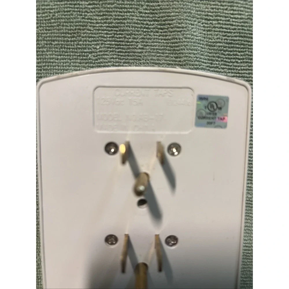 White 6 Outlet Wall Tap Adapter With Grounded Dual 3 Prong AC Plug 15A